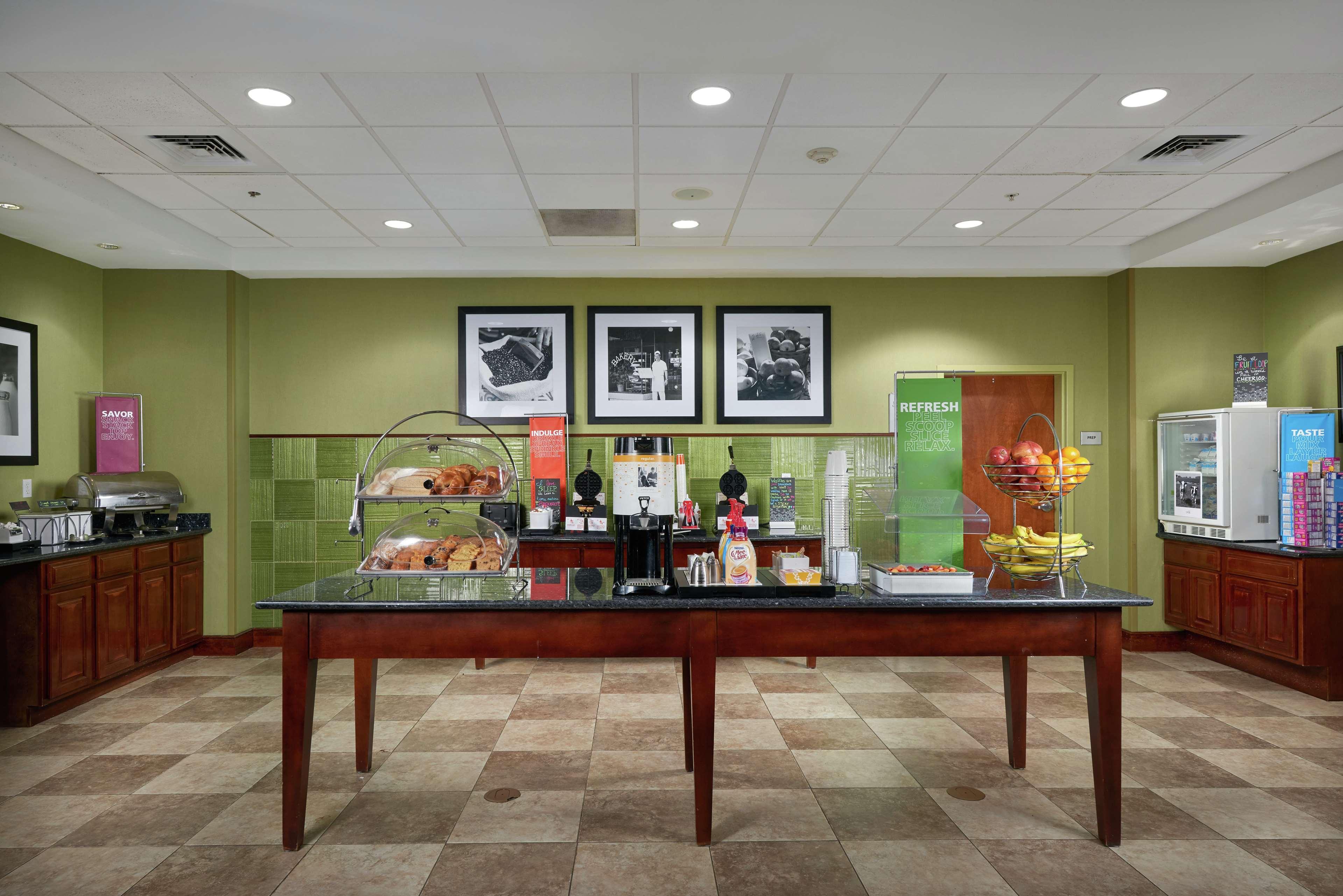 Hampton Inn Bermuda Run / Advance Exterior foto
