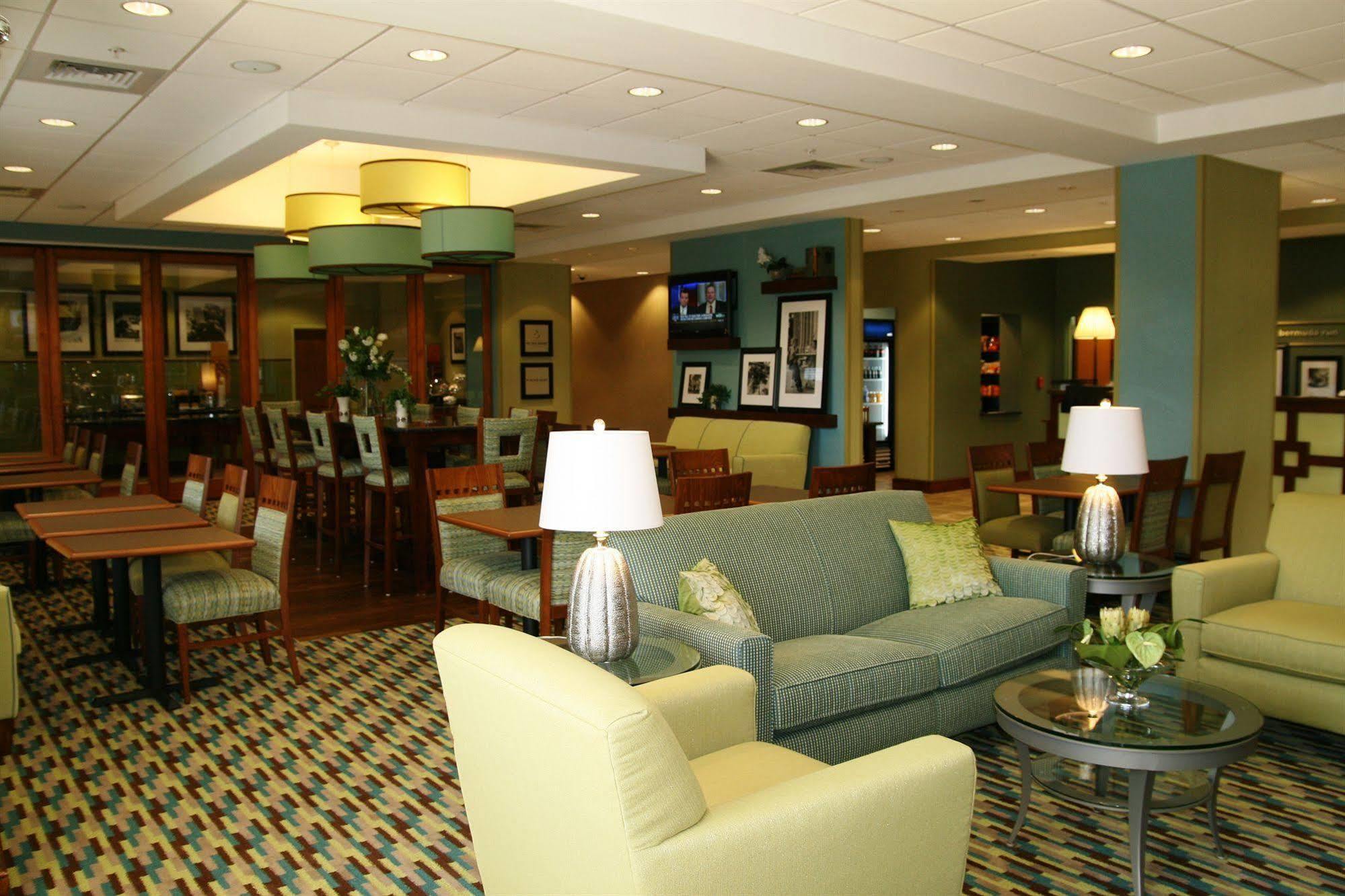 Hampton Inn Bermuda Run / Advance Exterior foto